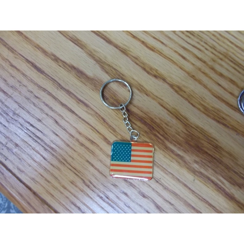 VFW Veterans of Foreign Wars American Flag Keychain Gold Tone Metal Set of 2
